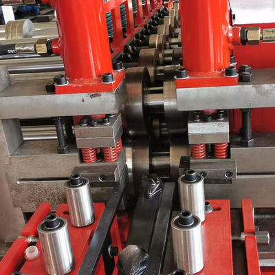 Un bon prix. 15m/Min Machine de couverture de plateau de câble PLC Solution de production personnalisée en ligne