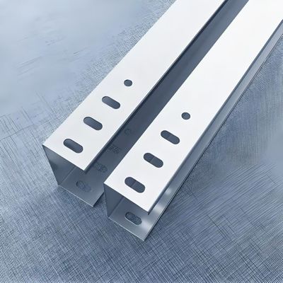 Good price Wall Mount Galvanized Enclosed Cable Tray For Dependable Cable Management online